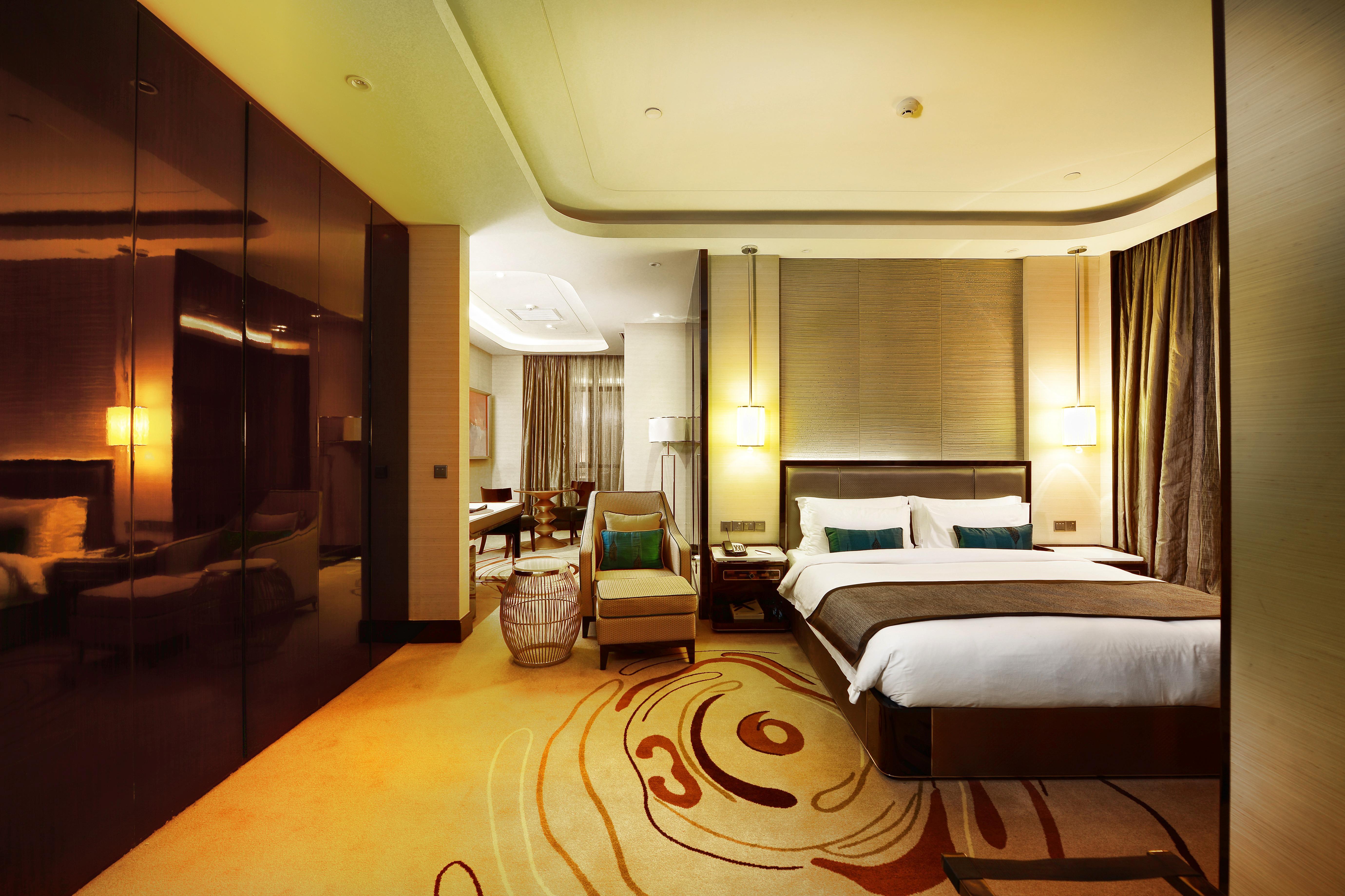 Pacific Regency Hotel Suites Куала-Лумпур Экстерьер фото A suite at the hotel