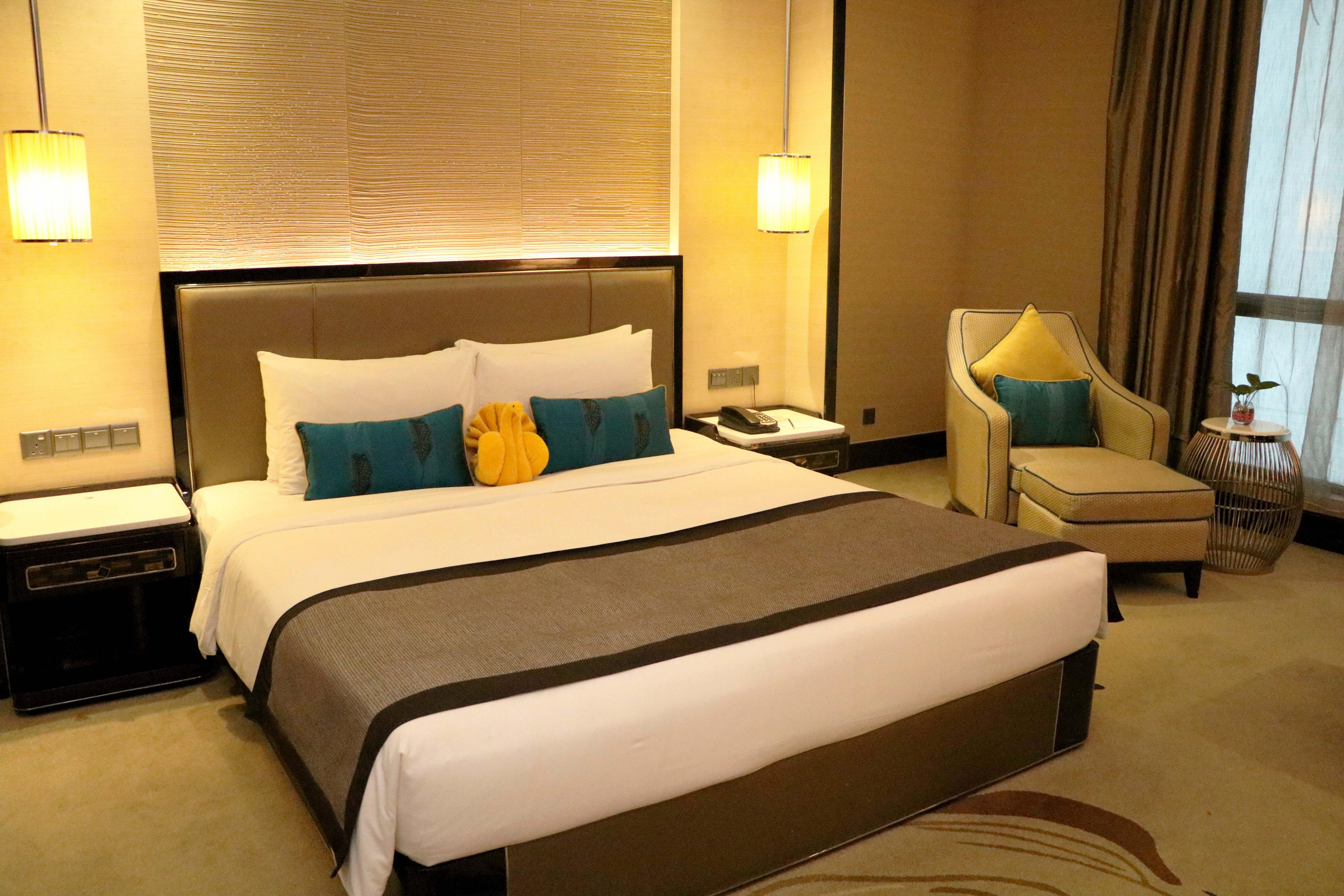 Pacific Regency Hotel Suites Куала-Лумпур Экстерьер фото A room at the hotel