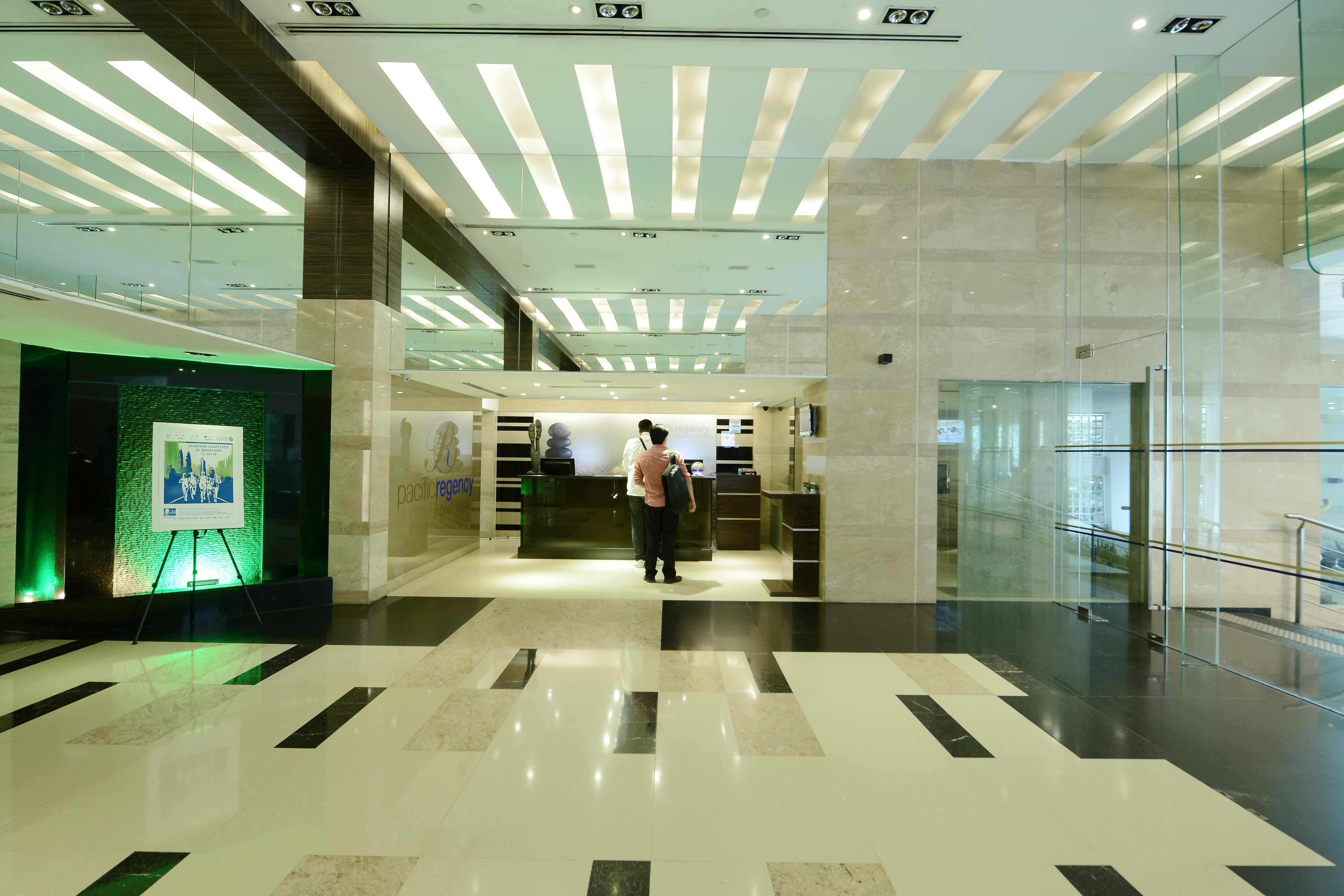 Pacific Regency Hotel Suites Куала-Лумпур Экстерьер фото Lobby
