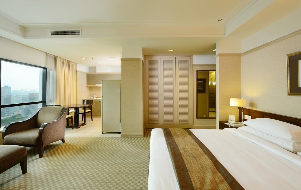 Pacific Regency Hotel Suites Куала-Лумпур Экстерьер фото A suite at the Shangri-La Hotel, Kuala Lumpur