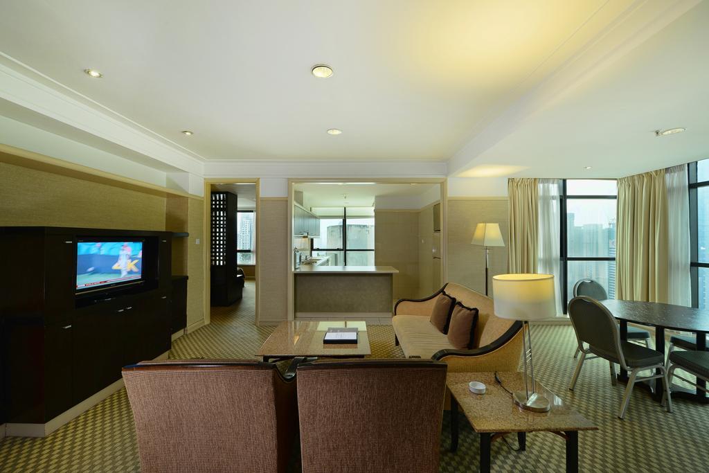 Pacific Regency Hotel Suites Куала-Лумпур Экстерьер фото A suite at the hotel